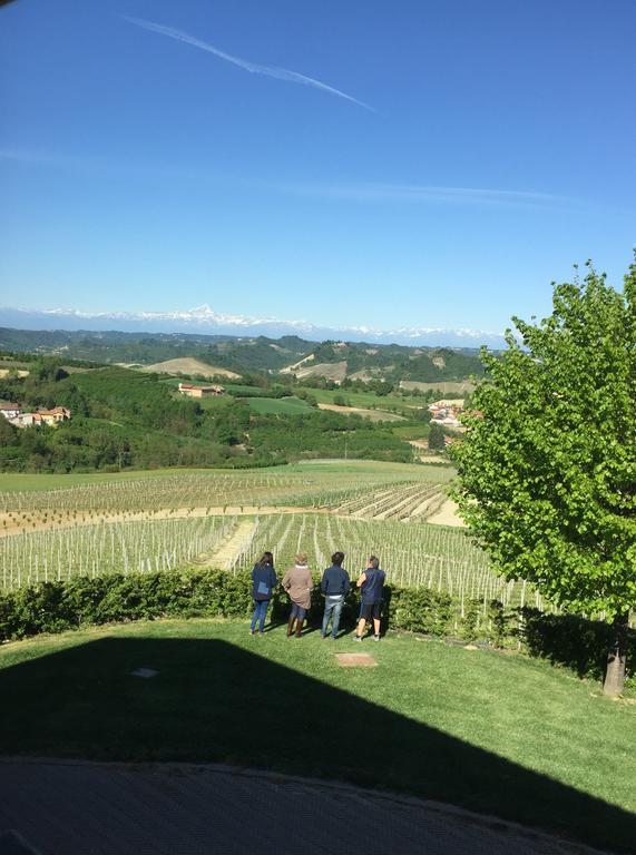 Bed and Breakfast Cascina Cortine Guarene Exterior foto